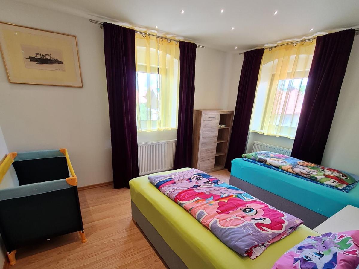 Ferien- Und Businesswohnung Relax Im Ersten Stock Sonnen Exteriér fotografie