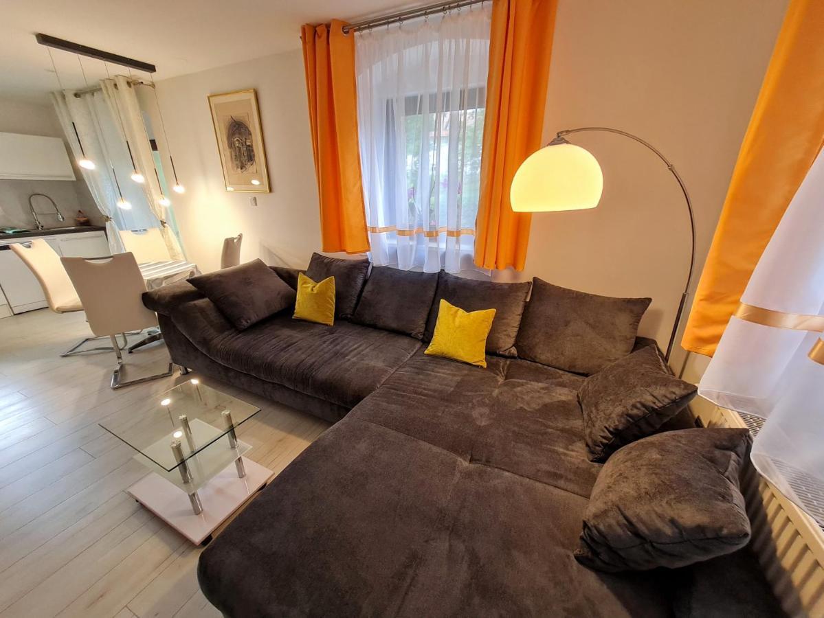 Ferien- Und Businesswohnung Relax Im Ersten Stock Sonnen Exteriér fotografie