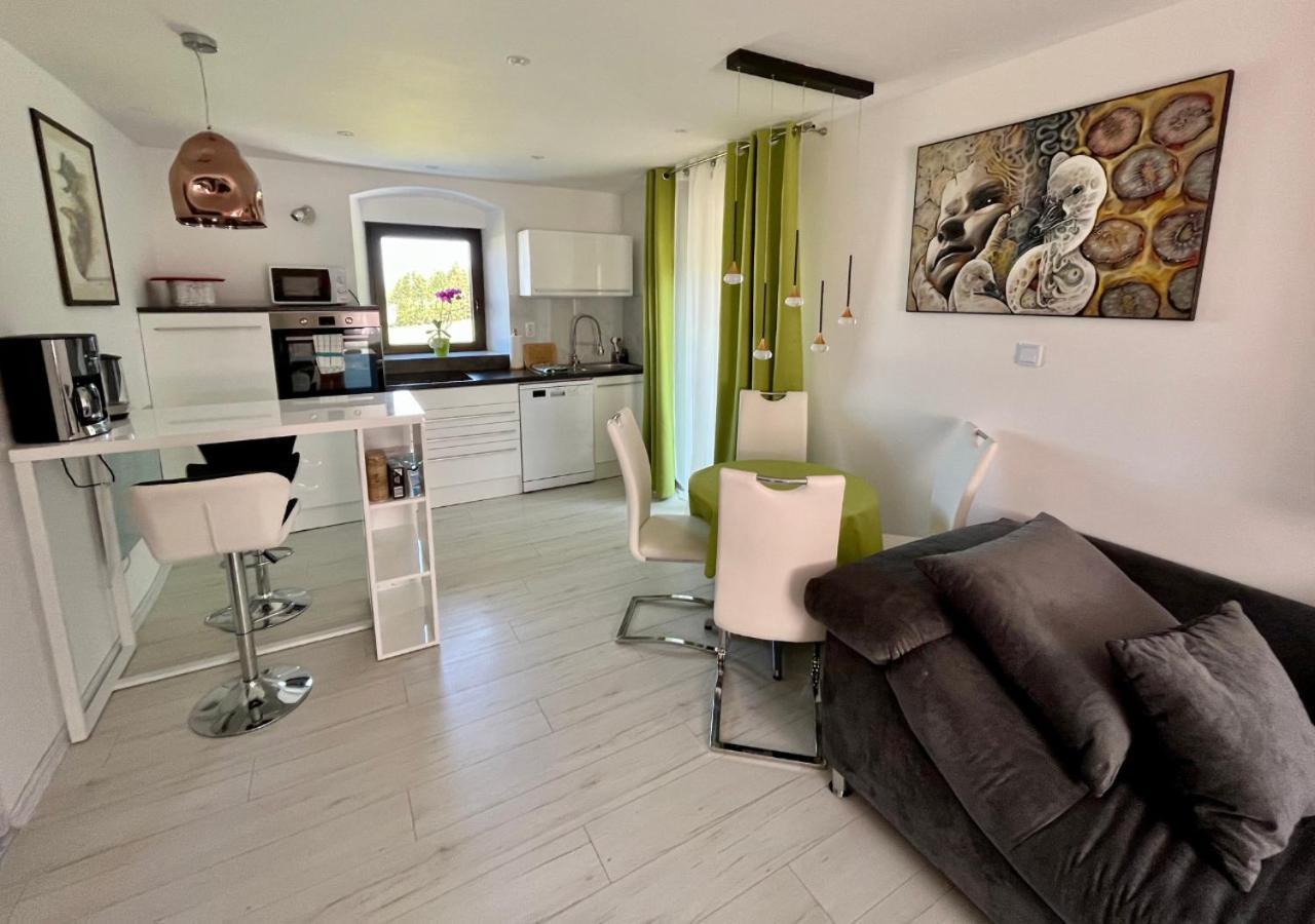 Ferien- Und Businesswohnung Relax Im Ersten Stock Sonnen Exteriér fotografie